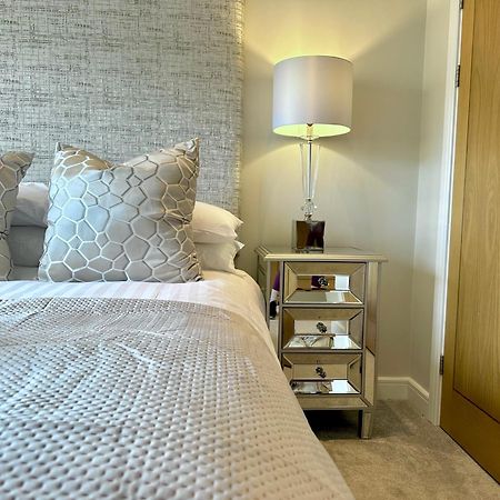 Superior Apartment In Cardiff City Centre Екстериор снимка
